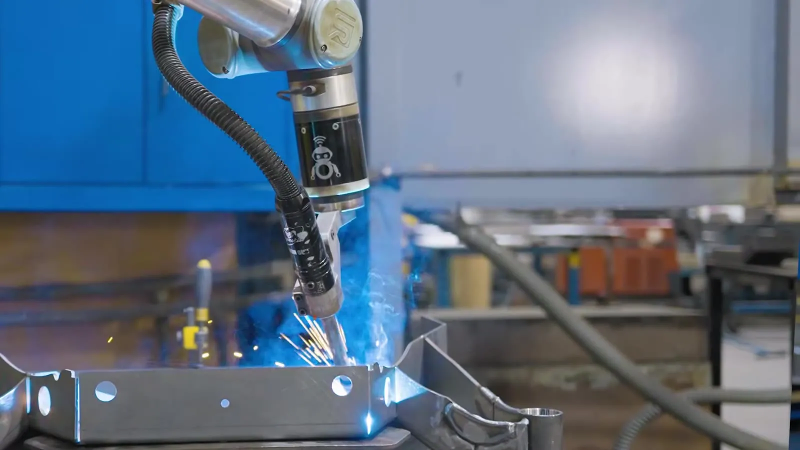 Enclosure seams, mid-weld — Huncilman Sheet Metal