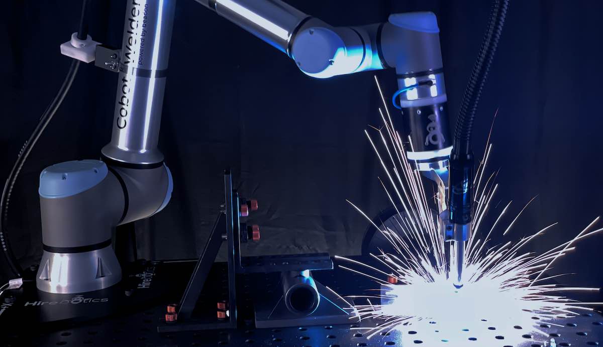 cobot-welder-welding